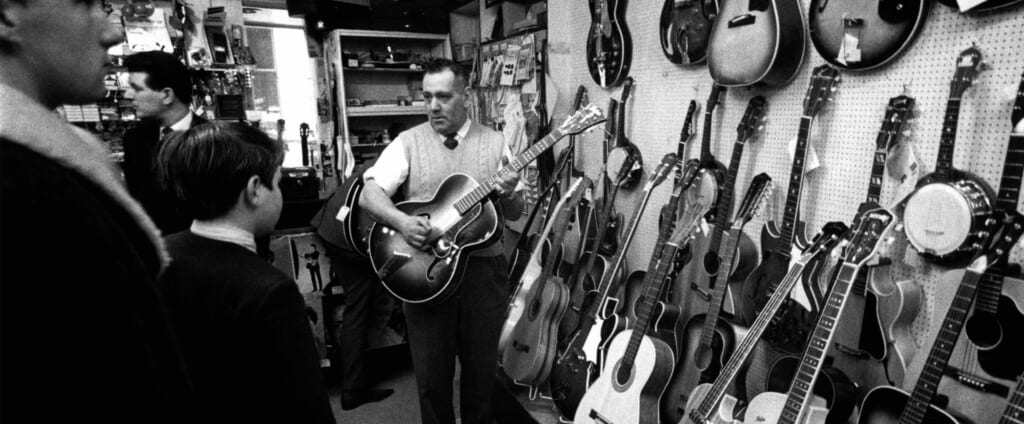 プロ ギタリストが教えるドヤ顔 試奏フレーズ集 ギター マガジンweb Guitar Magazine