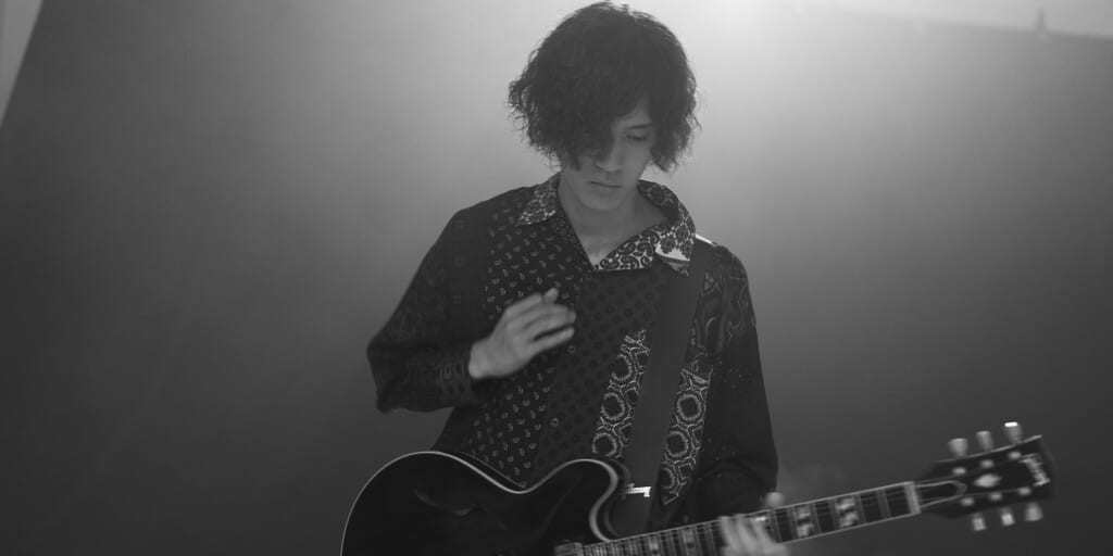 Interview｜亀本寛貴（GLIM SPANKY）ギター・ソロの魅力を再確認させる最新作