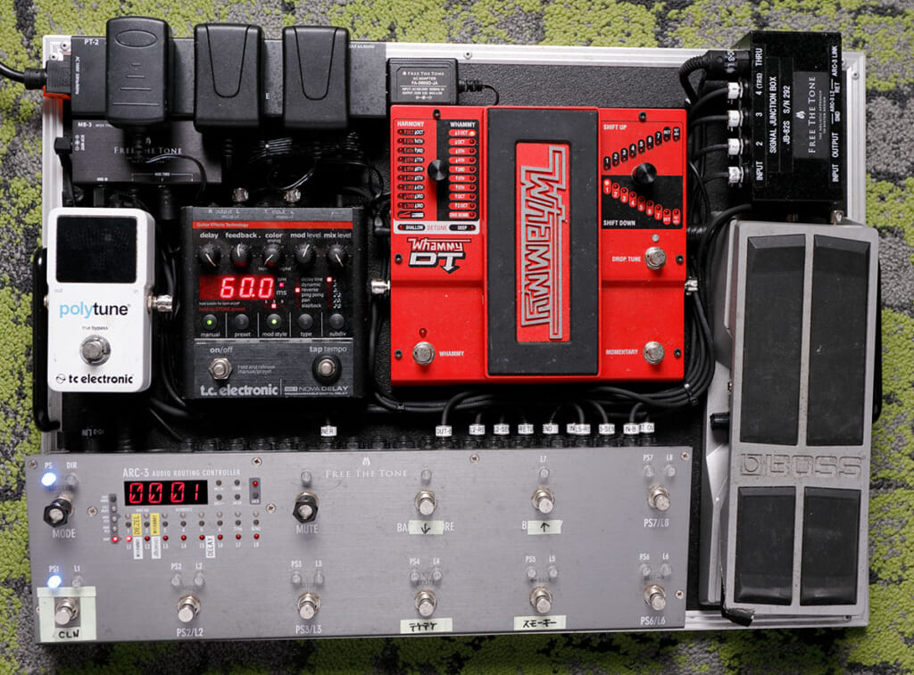 TANABE'S PEDALBOARD