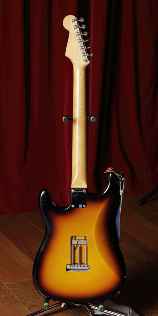 エジマハルシのFender／American Vintage Stratocaster。背面。