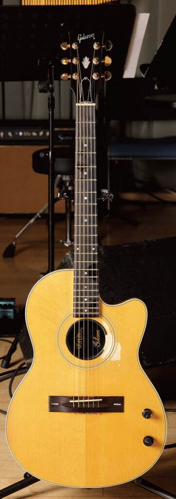 1991 Gibson Chet Atkins SST