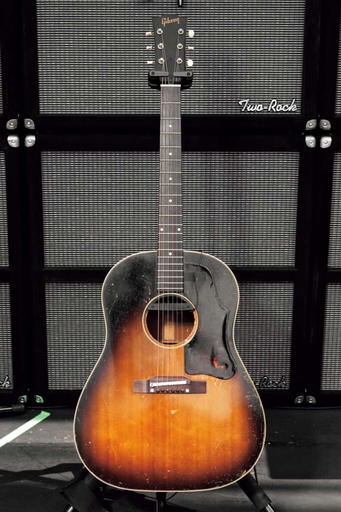 Gibson J-45（#L-5241160242-00）／前面