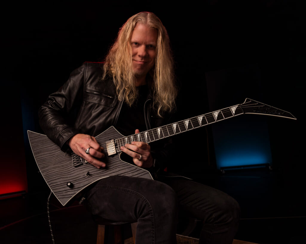 Limited Edition Pro Series Signature Jeff Loomis Kelly HT6 Ashを弾くジェフ・ルーミス