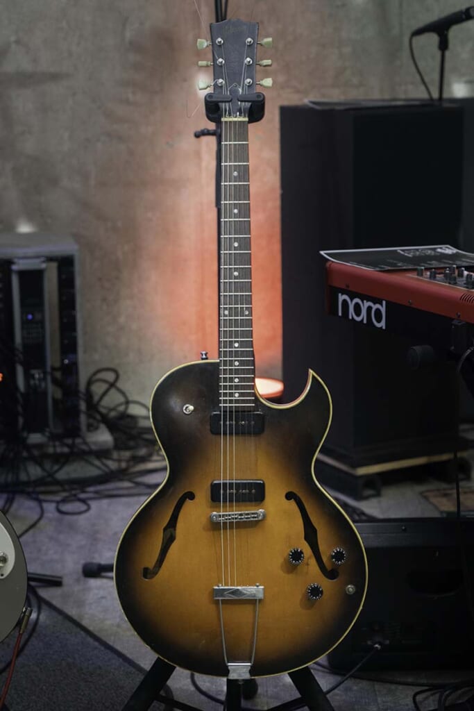 Gibson／ES-135