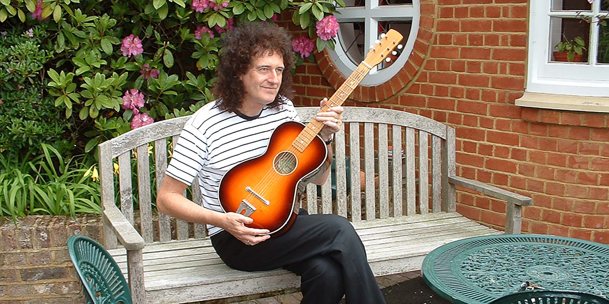 ブライアン・メイが初めて手にしたギターの修復作業を、ビルダーのアンドリュー・ガイトンが語る