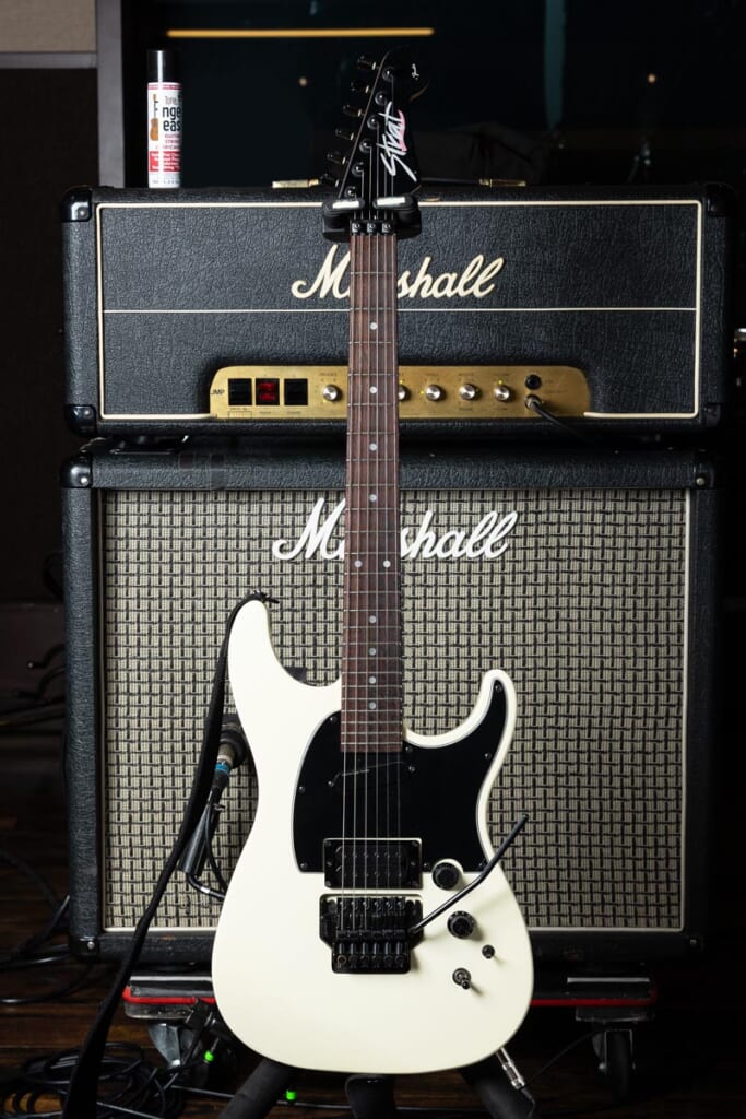 Fender／80s HM Strat（前面）