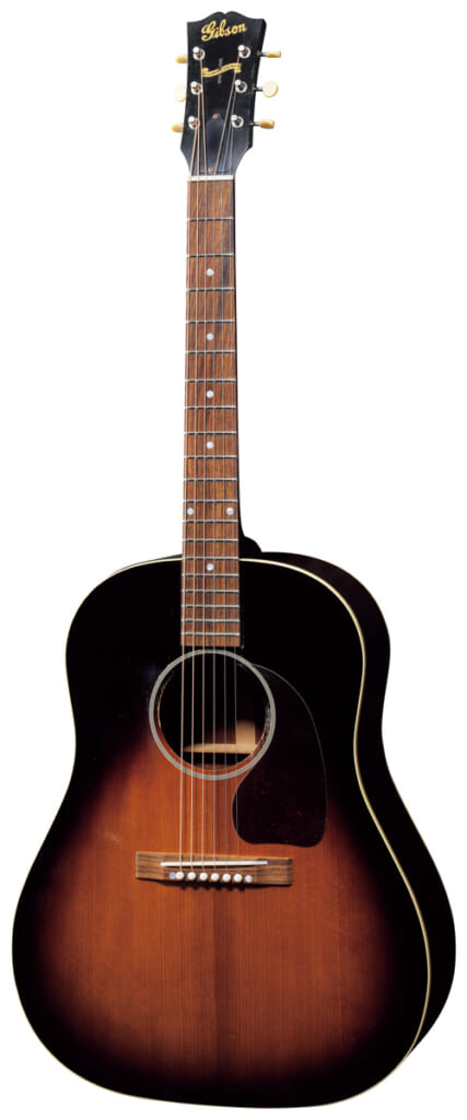 1942 Banner J-45 Vintage Sunburst／Light Aged（前面）