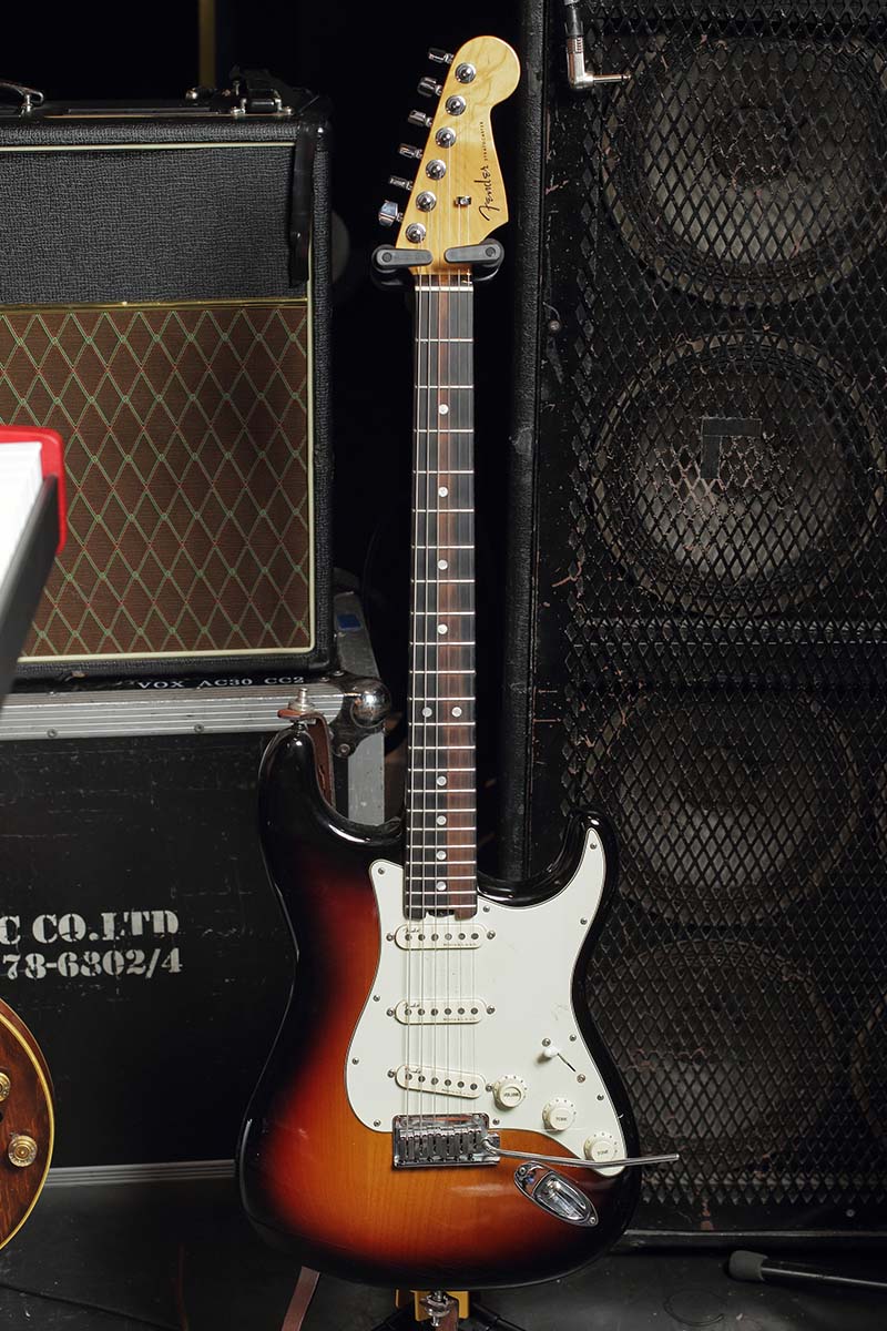 2017 Fender / American Elite Stratocaster(表)
