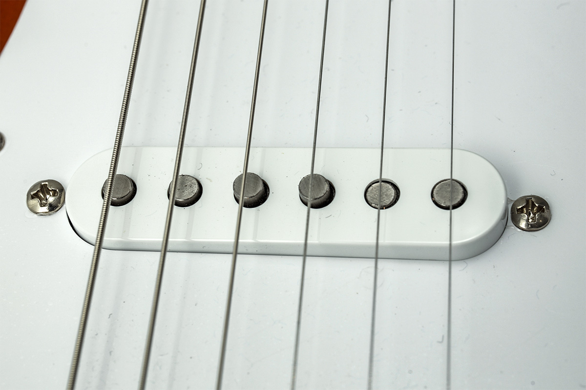 ストラトタイプギター ヴィンテージ仕上げ ストラトタイプギター ヴィンテージ仕上げ Amazon | Vertice