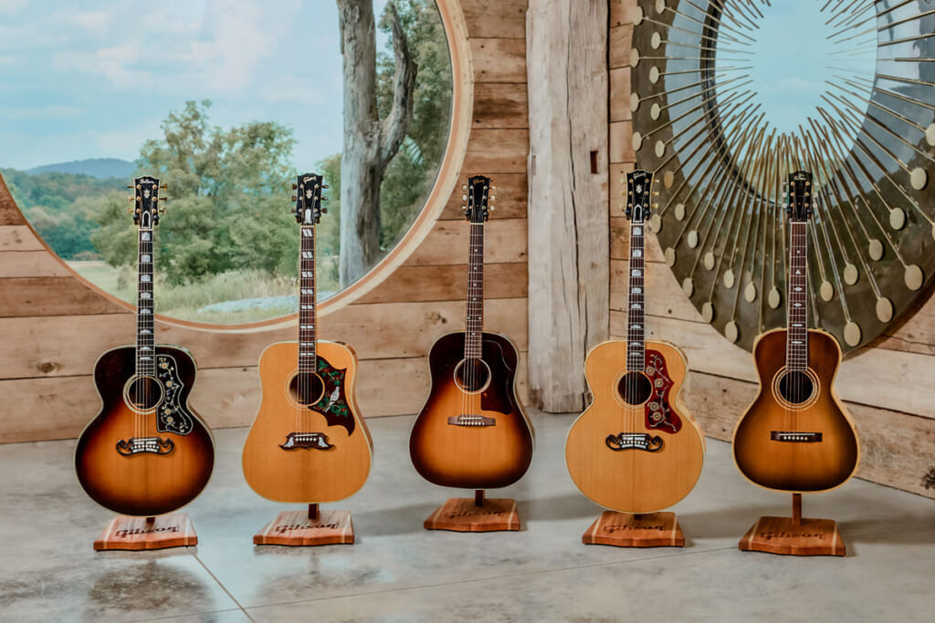 左から、Pre-War SJ-200 Rosewood、1963 Dove、1955 J-45、1957 SJ-200、1929 Nick Lucas Special。
