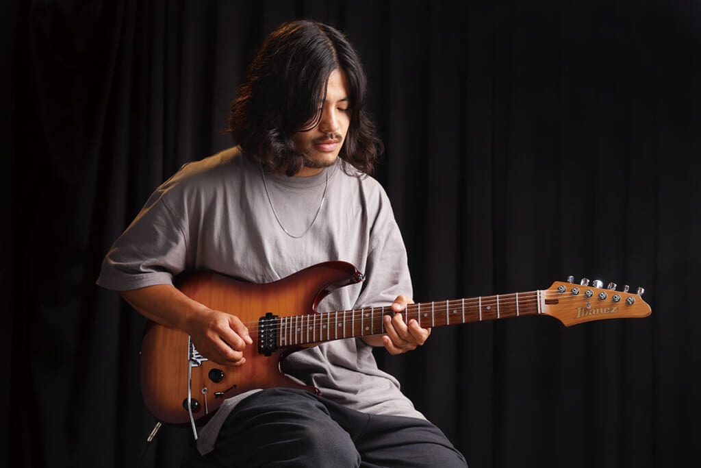 鷲山和希とAZ24S1F