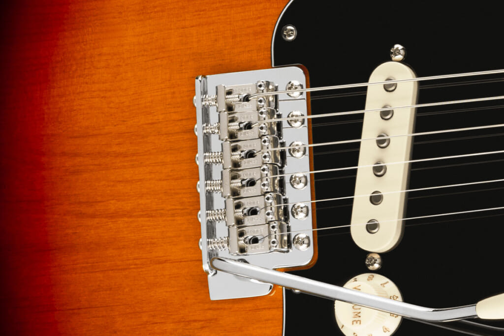 6-Saddle Vintage-Style Synchronized Tremolo
