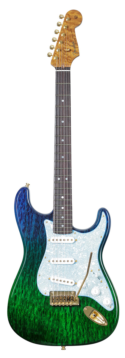 Fender Custom Shop / Masterbuilt Keyaki Stratocaster KUJAKU David Brown（前面）