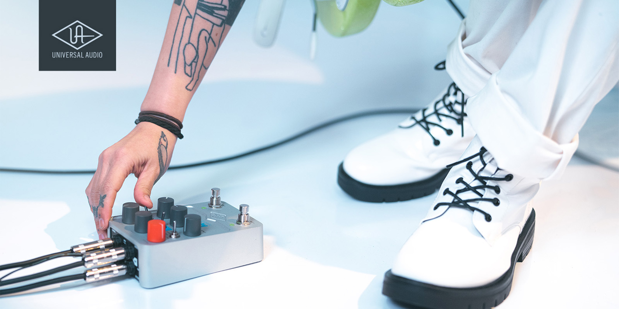 Universal AudioのUAFXシリーズ16製品を特別価格で販売するフックアップのプロモーション2025年12月31日（水）まで