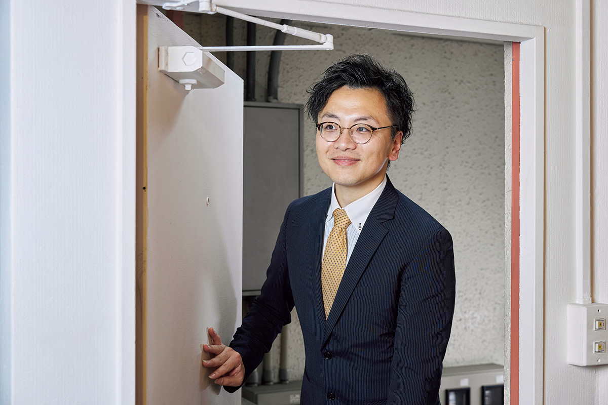 査定員の近藤氏が到着。