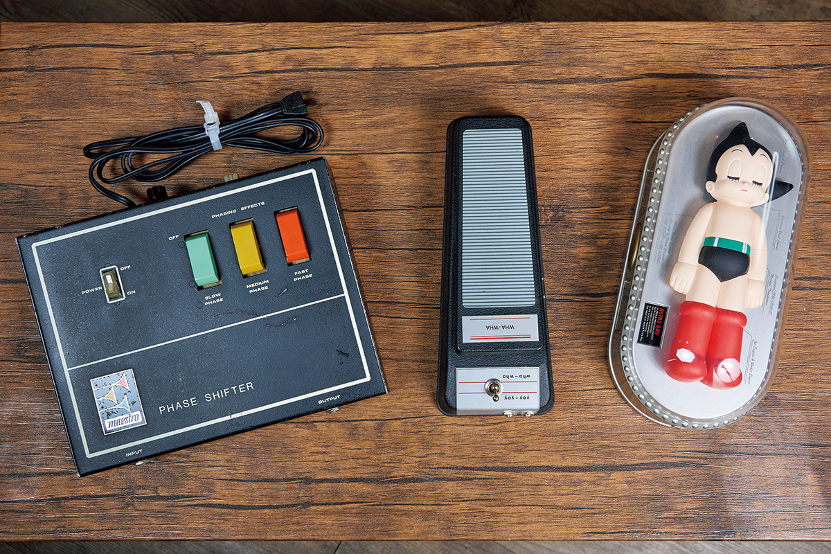 Maestro PS-1A Phase Shifter、Schaller Wha-Wha、Astro Boy Count Down Clock。
