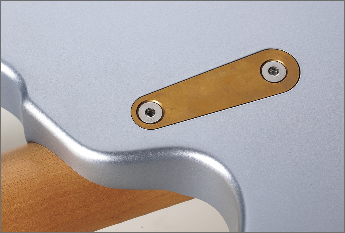 2ボルト・ロングテノン・ネック・デザイン