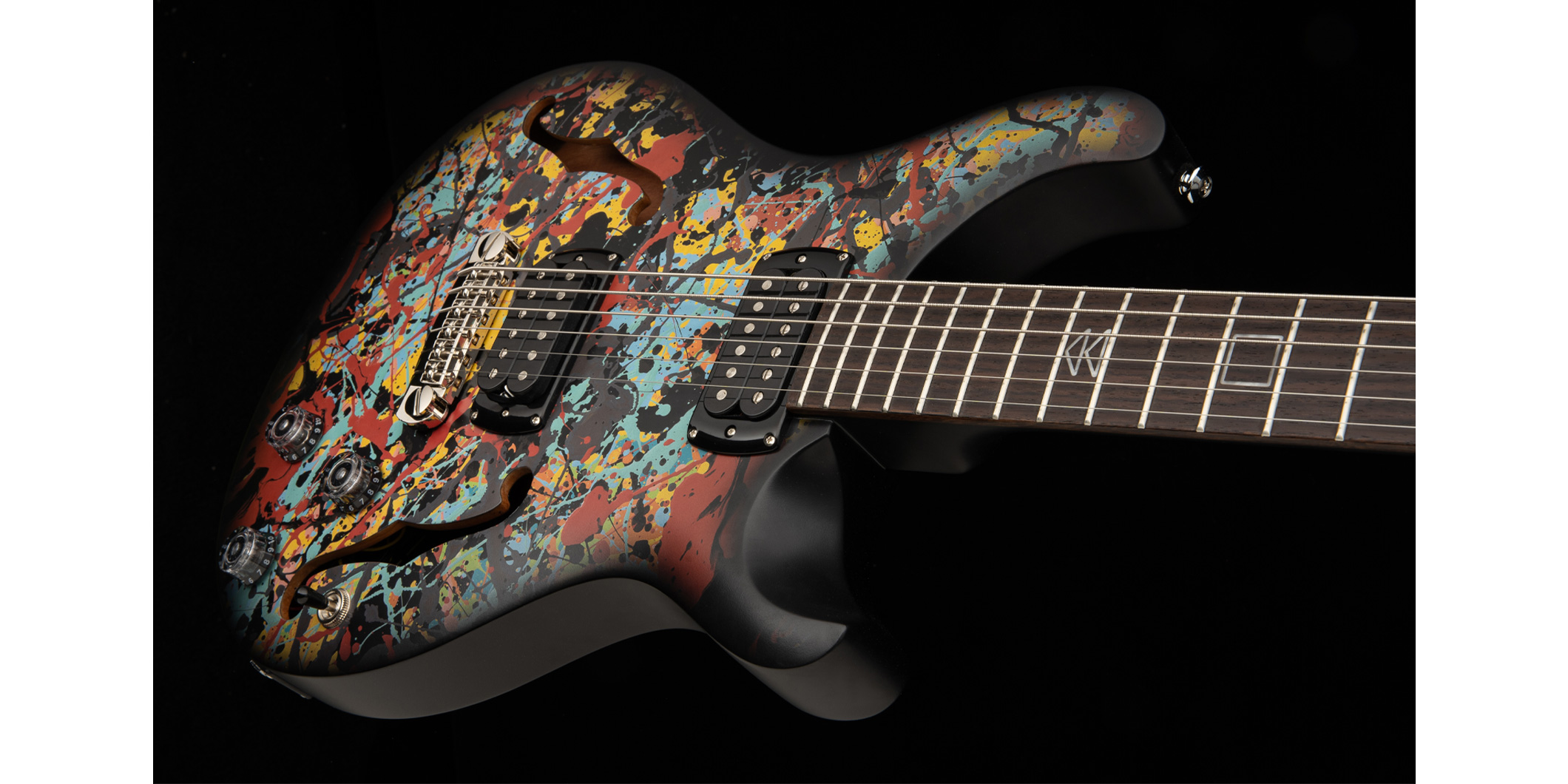 PRSより、エド・シーラン自身のアートワークを採用したギター“SE Ed Sheeran Cosmic Splash Limited Edition”が登場　世界で1,000本のみの限定生産