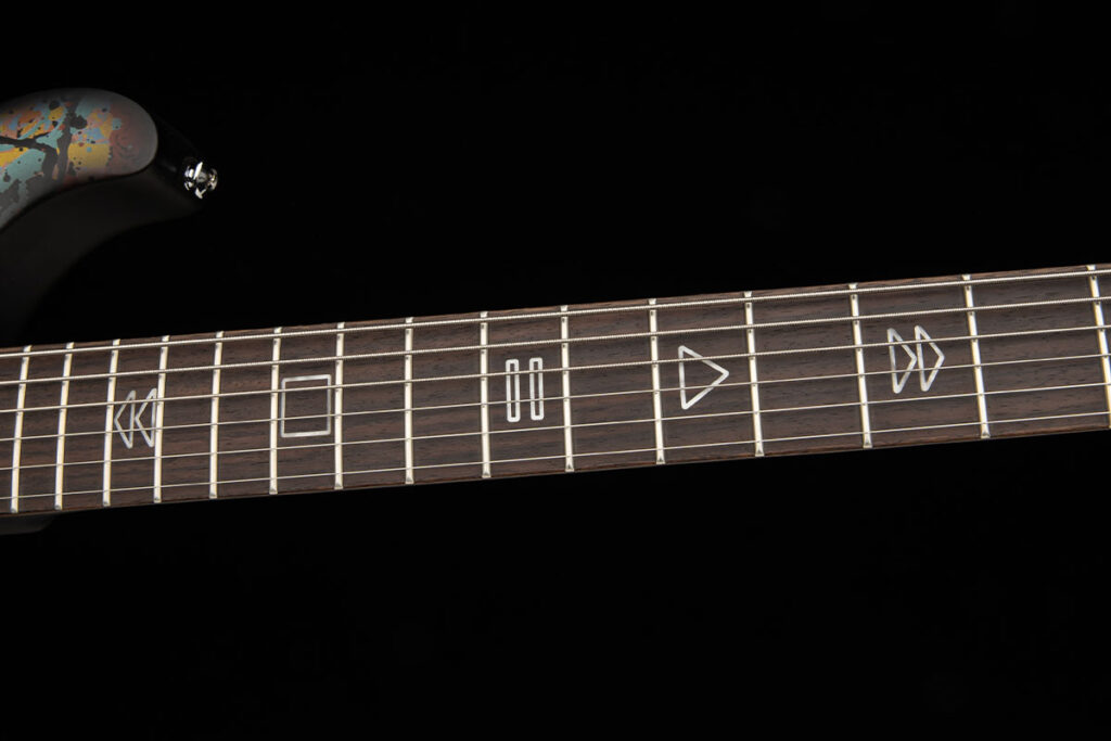 指板のインレイ