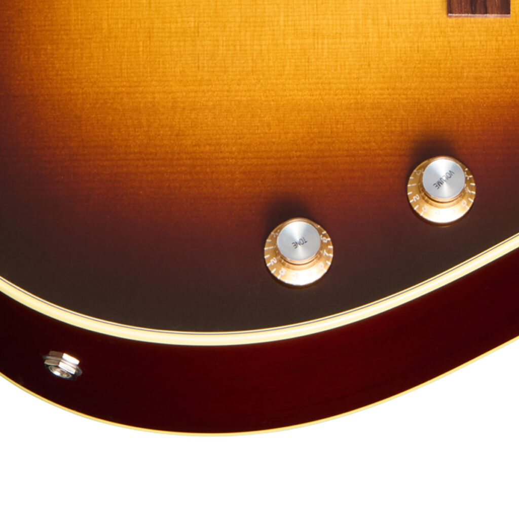 コントロール・ノブと出力ジャック