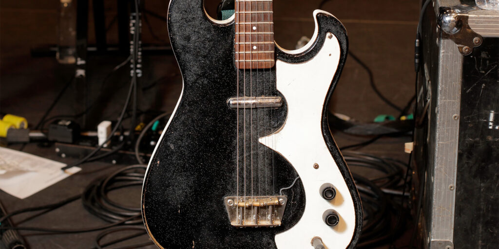 マック・デマルコが2026年2月の来日公演で使用したギターを本人が解説！