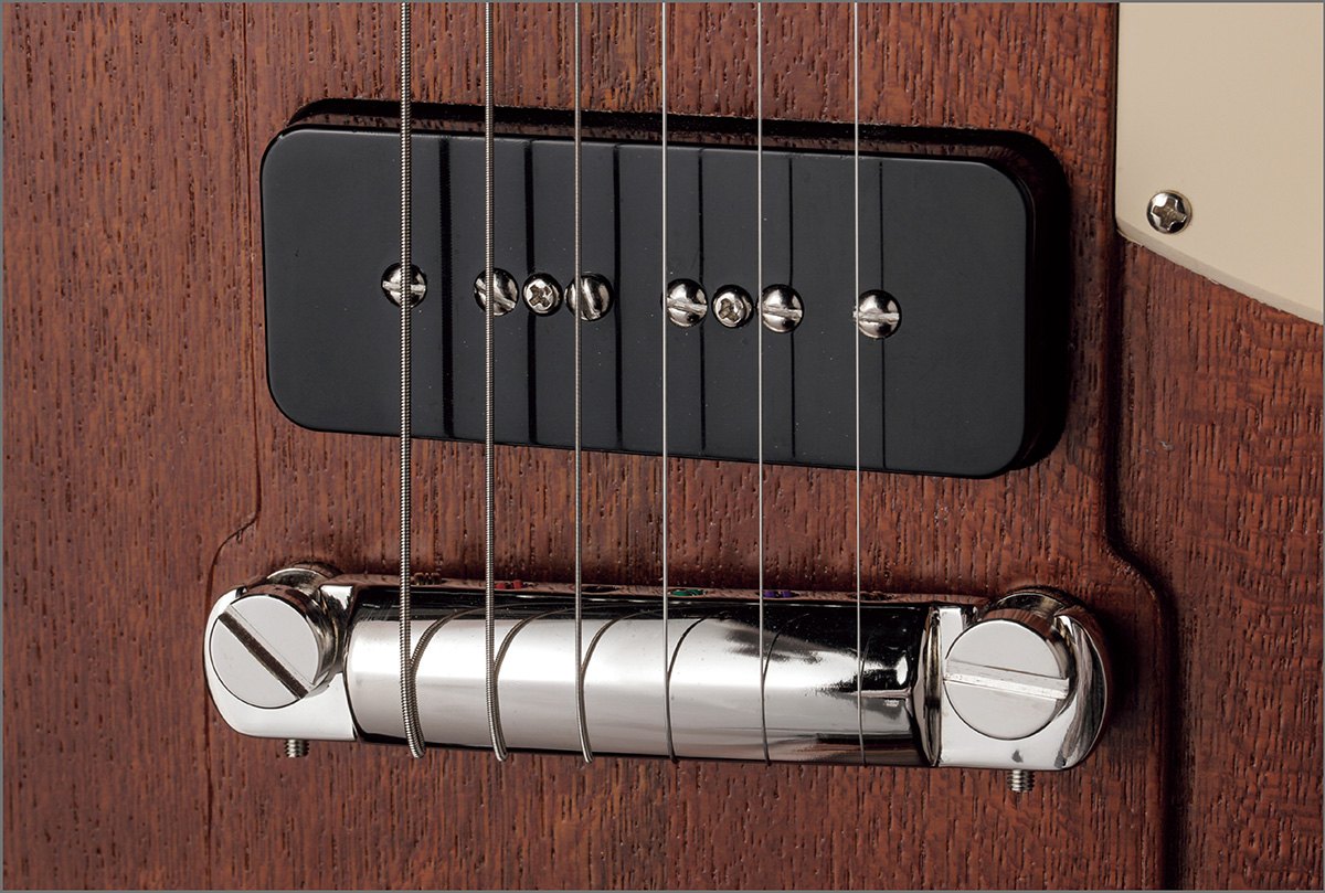 ピックアップとテイルピース