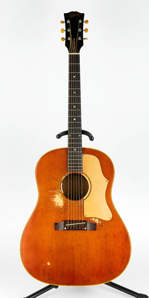 1966 Gibson J-45（Front）
