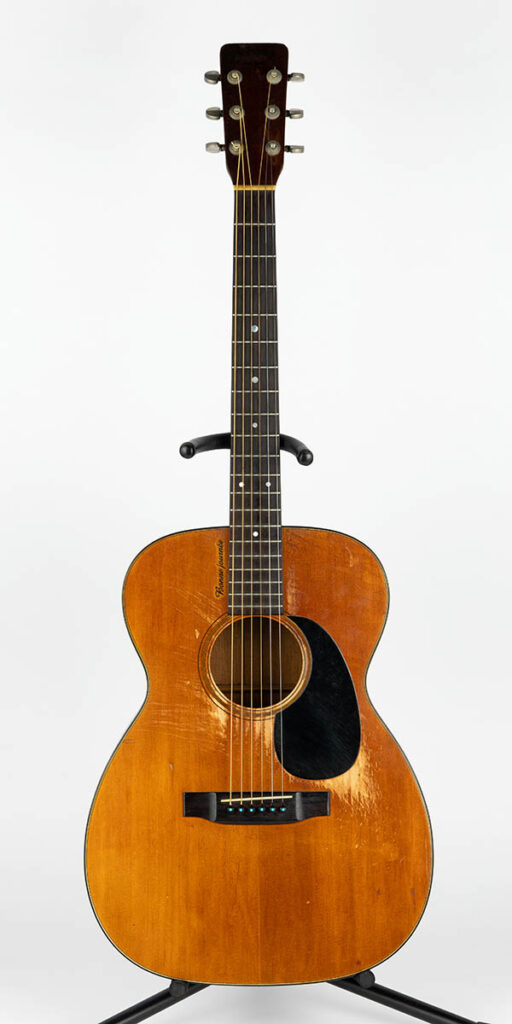 1968 Martin 00-18（Front）
