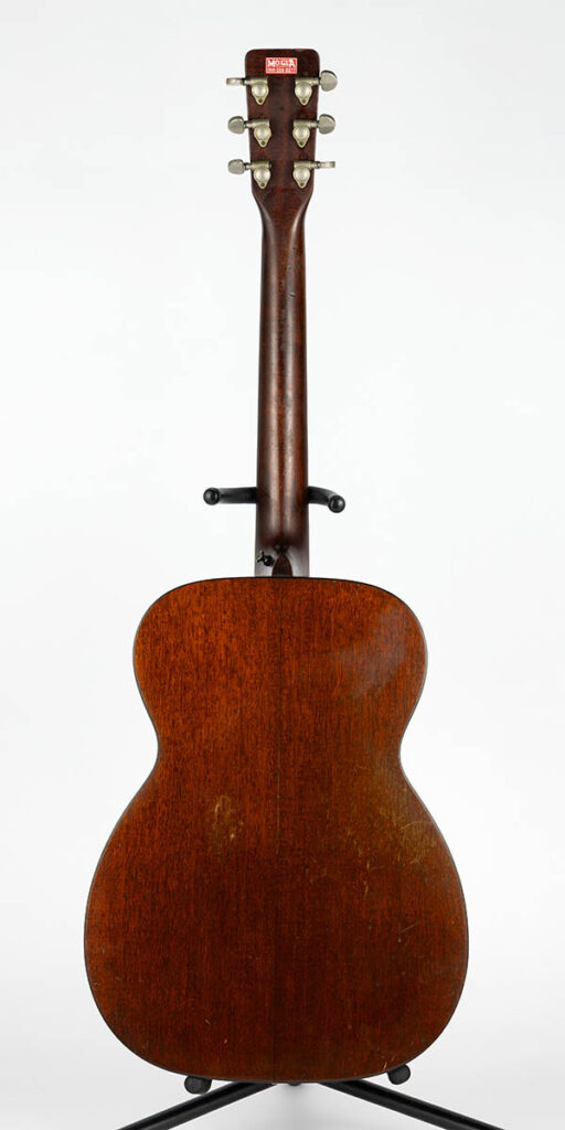 1968 Martin 00-18（Back）