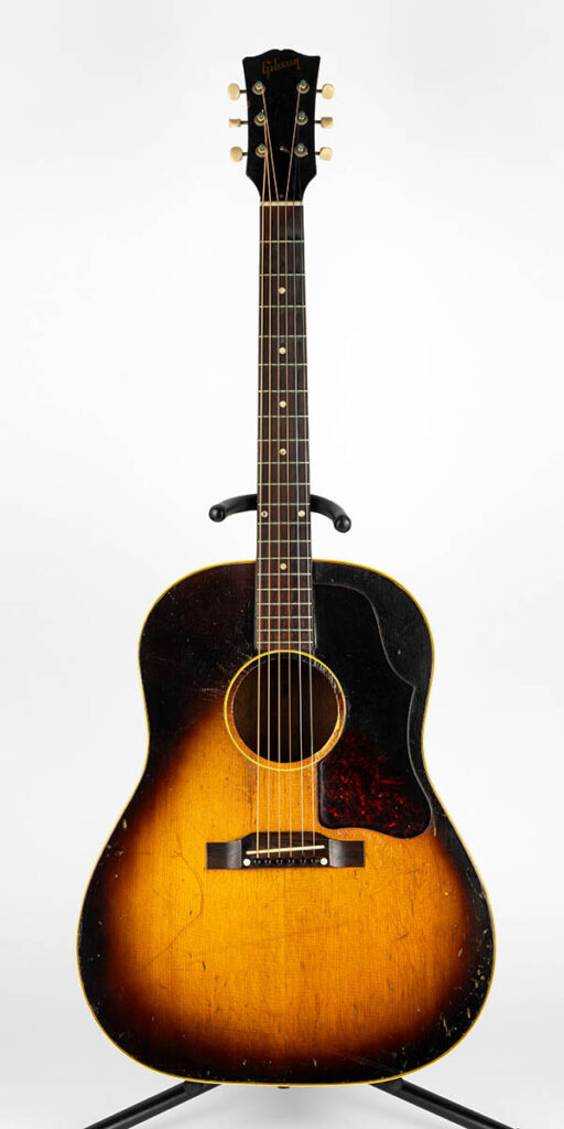 1956 Gibson J-45（Front）