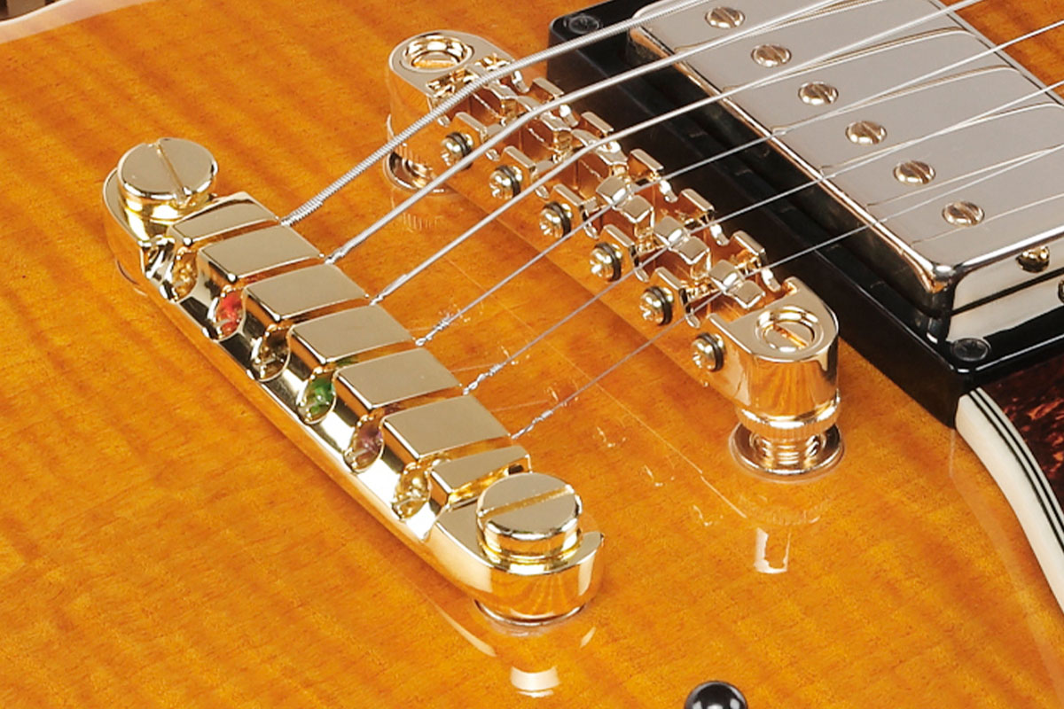 Gibraltar ArtistブリッジとQuik Change IIIテイルピース