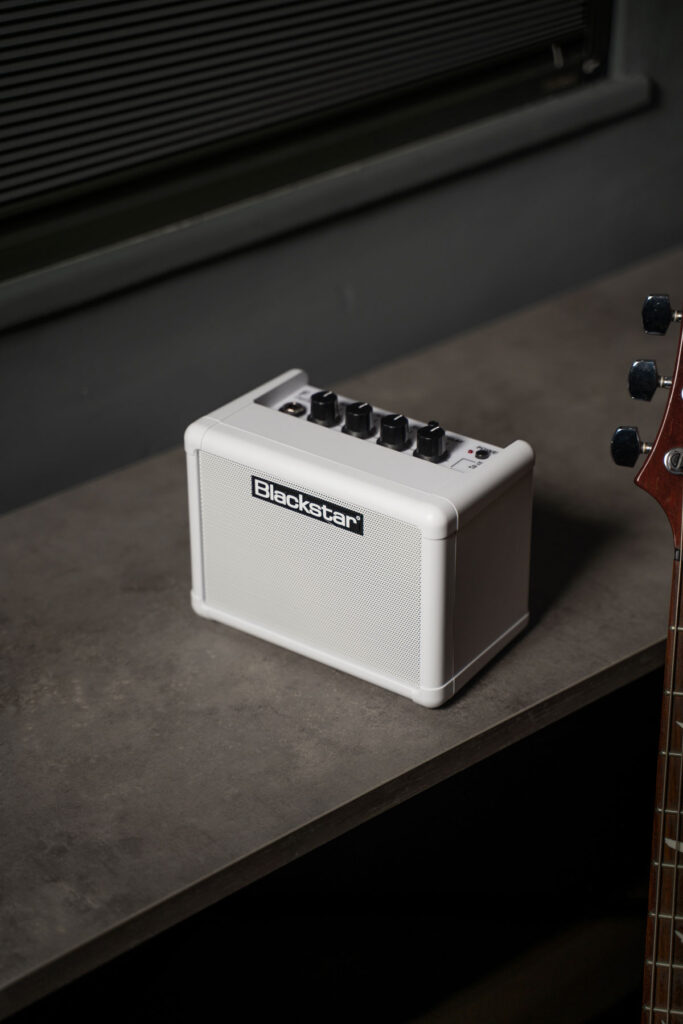 Blackstar / FLY 3 Monochrome