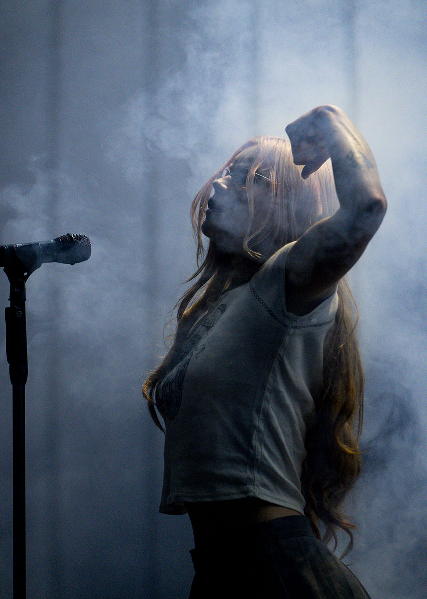 リアン・ティーズデール(vo,g)