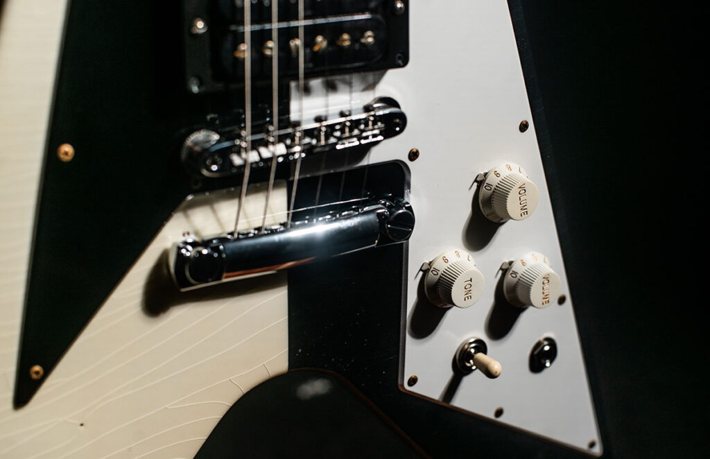 Gibson Custom / Michael Schenker 1971 Flying V Collector’s Edition