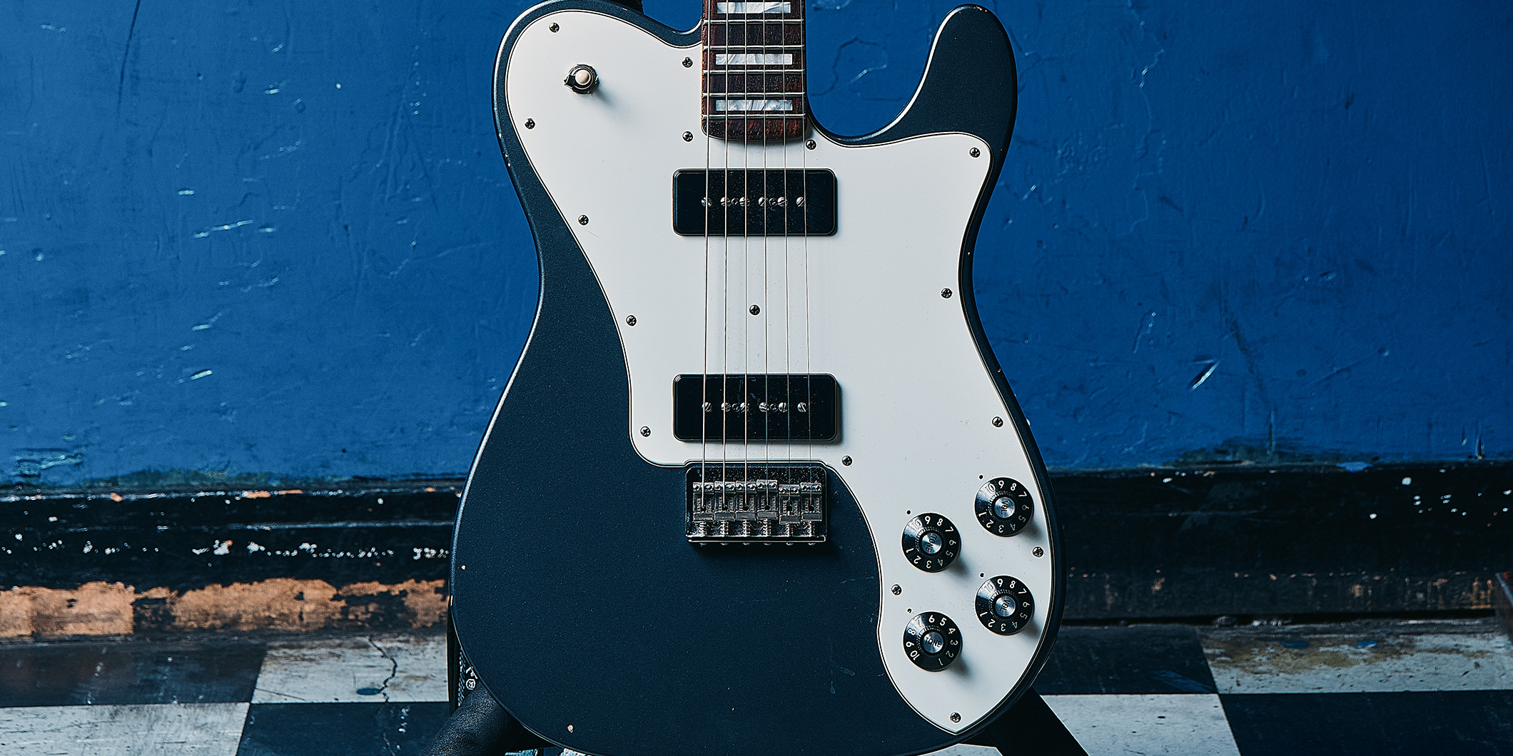 RIRIKO（NELKE）が『TIME TO FUZZ Vol.2』で使用した3本のギターを本人が解説！