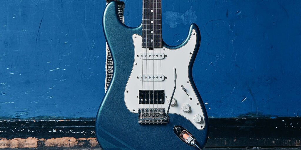 伊藤雅景（NELKE）が『TIME TO FUZZ Vol.2』で使用した2本のギターを本人が解説！