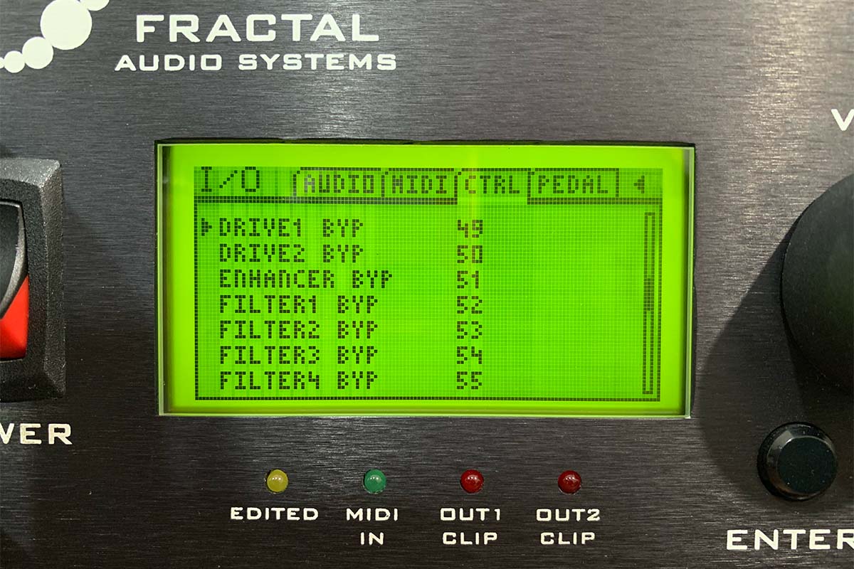 Fractal Audio Systems / Axe Fx Ultraのコントロール・チェンジの設定画面。各エフェクトに割り当てられたCC番号を確認できる。
