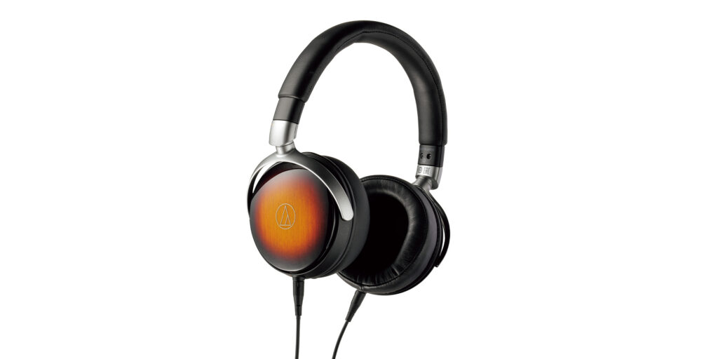AUDIO-TECHNICA／ATH-WP900SE〜国産ギターの雄＝フジゲンの塗装でギターの魂をまとったヘッドフォン