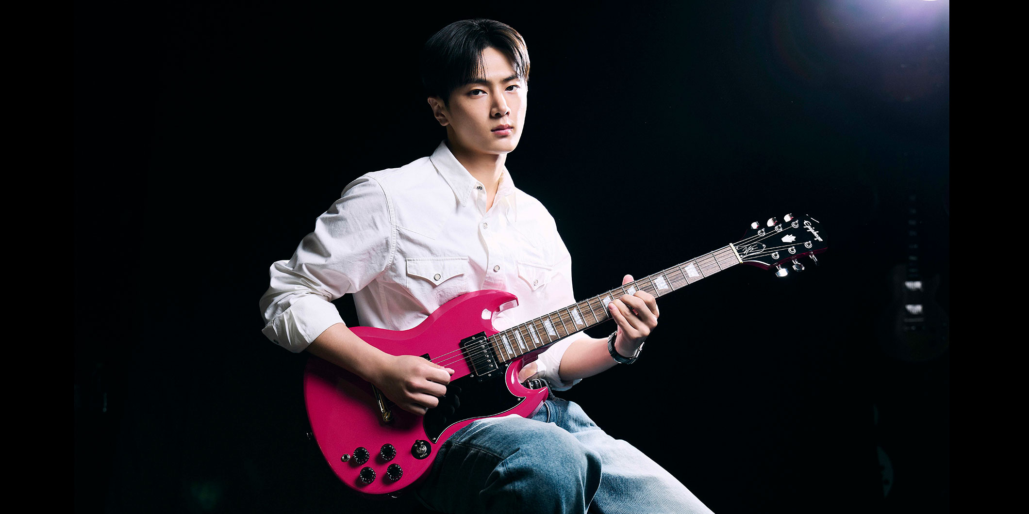 エピフォンがJAY（ENHYPEN）のシグネチャー・モデル“Epiphone Jay “Raoul” SG Tribute Plus”を日韓で限定発売