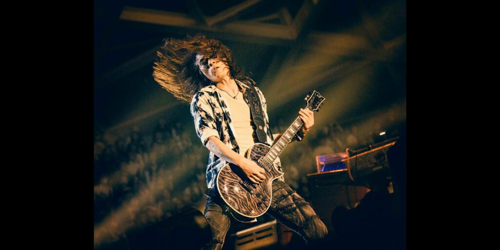 Yukihide“YT”TakiyamaがB’zの横浜アリーナ公演で使用した10本のギター