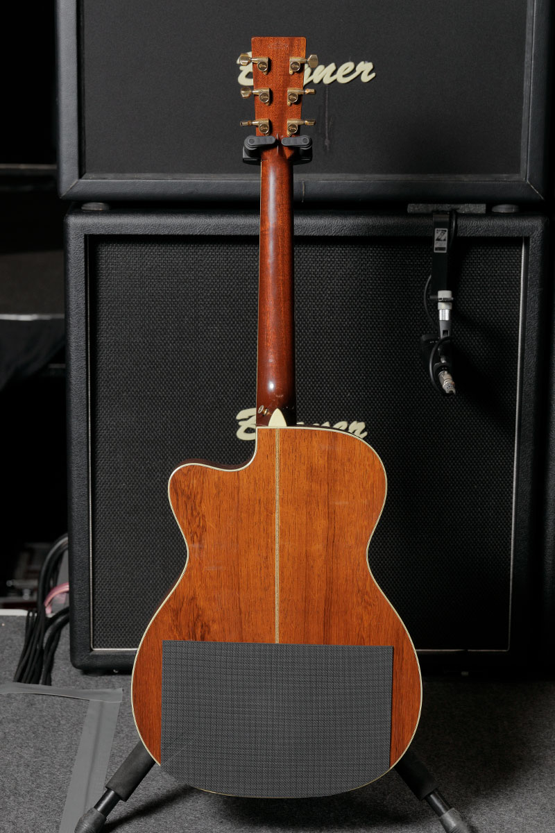 Martin/OMC-41(背面)