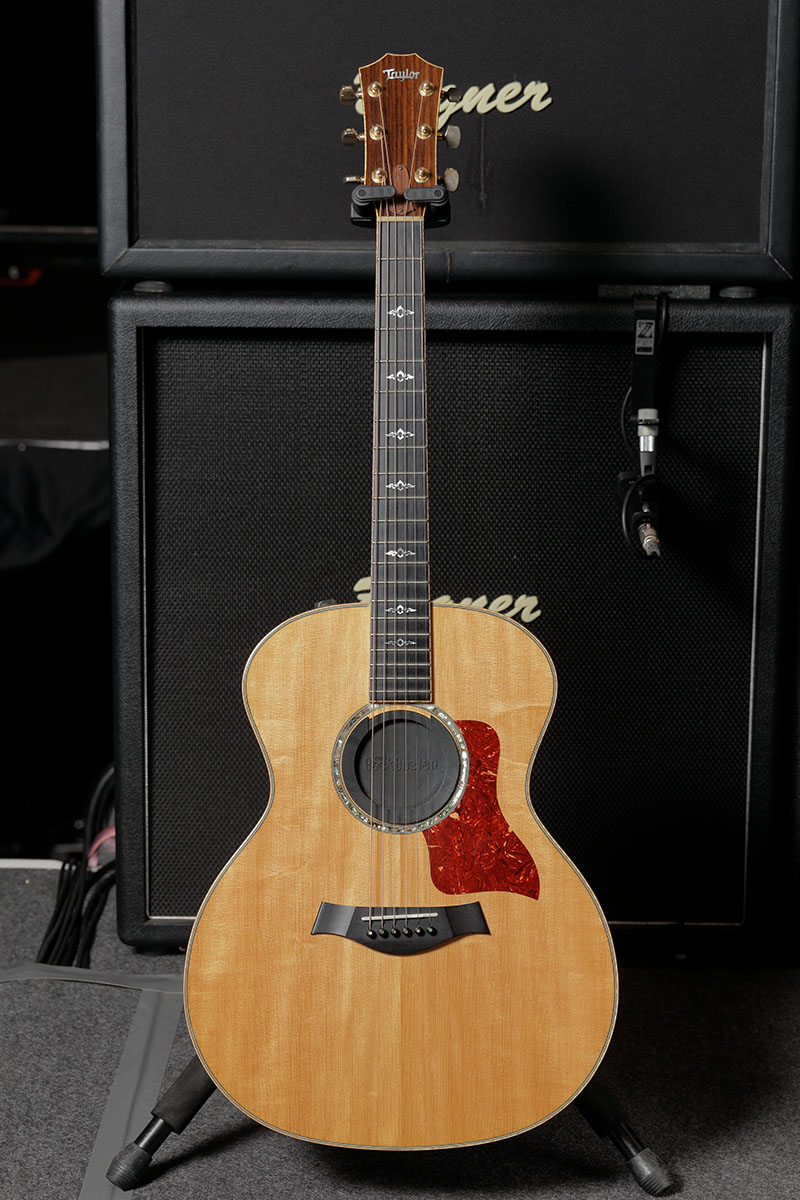 Taylor/814e(前面)