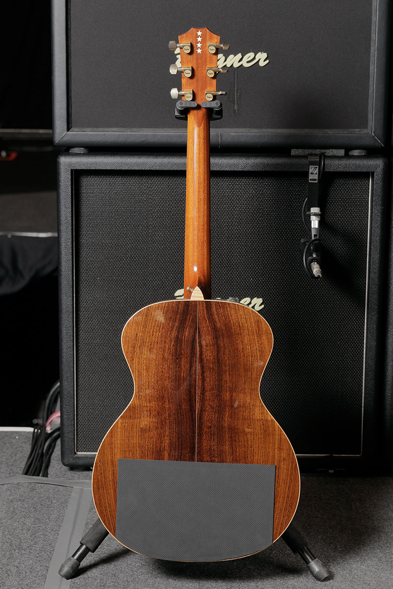 Taylor/814e(背面)