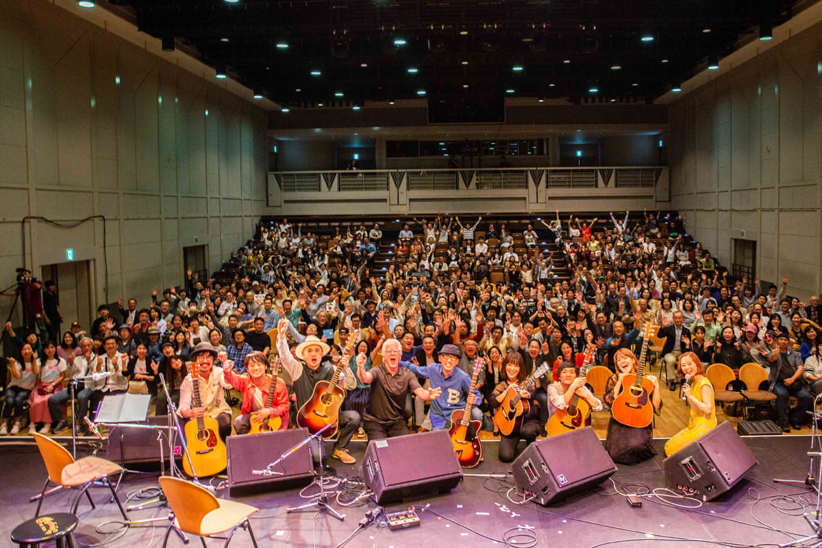 MARTIN ACOUSTIC LIVE FES Rebirth Tour