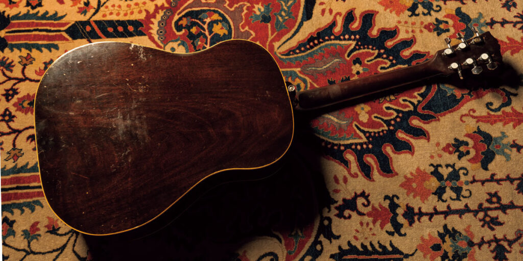 1940's Gibson／J-45（背面）