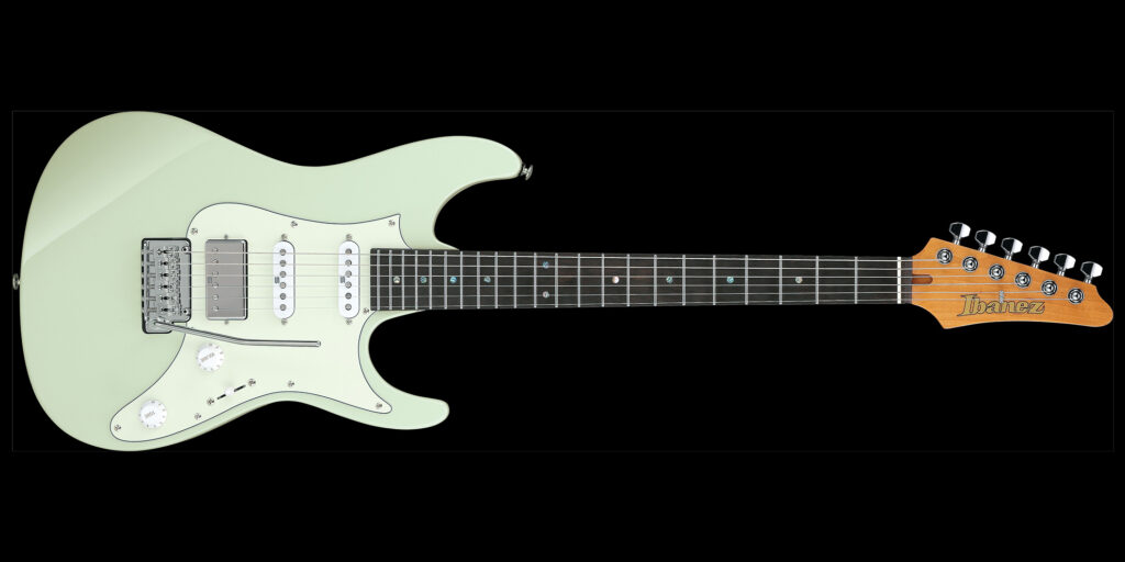 Ibanezが、Fortunaピックアップを搭載したルカ･マントヴァネッリの新シグネチャー“LM10”を発表