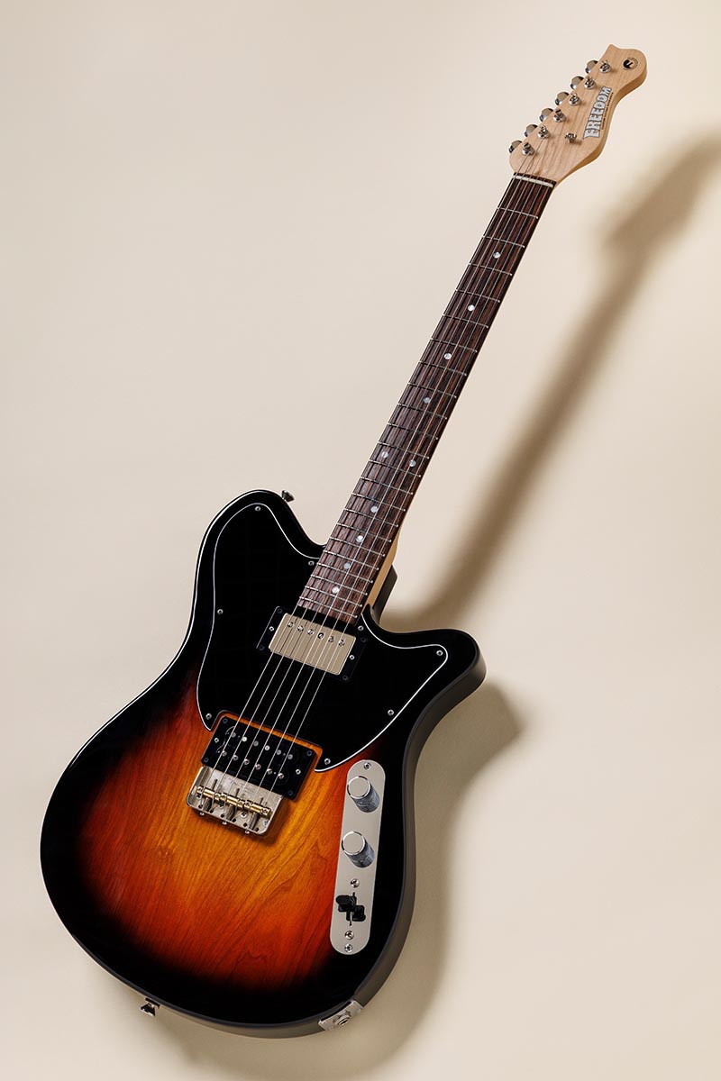 Freedom Custom Guitar Research／C.S. Shaker 大渡亮が国産ブティック・ギターを一挙試奏！